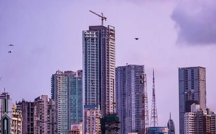Marine Drive Queens Necklace curve aerial landscape representing premium Mumbai location